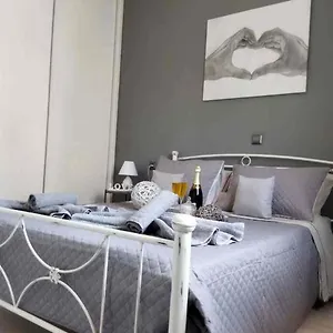 Grey Sense Luxury Apartment